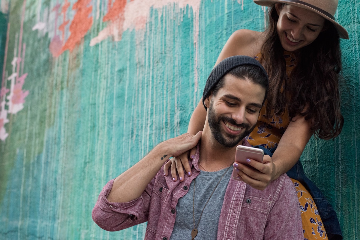 Couple Cellphone 1023289660 CL