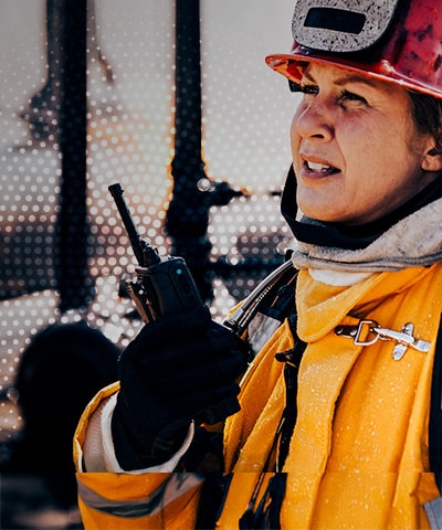 firefighter using FlexMove LEO
