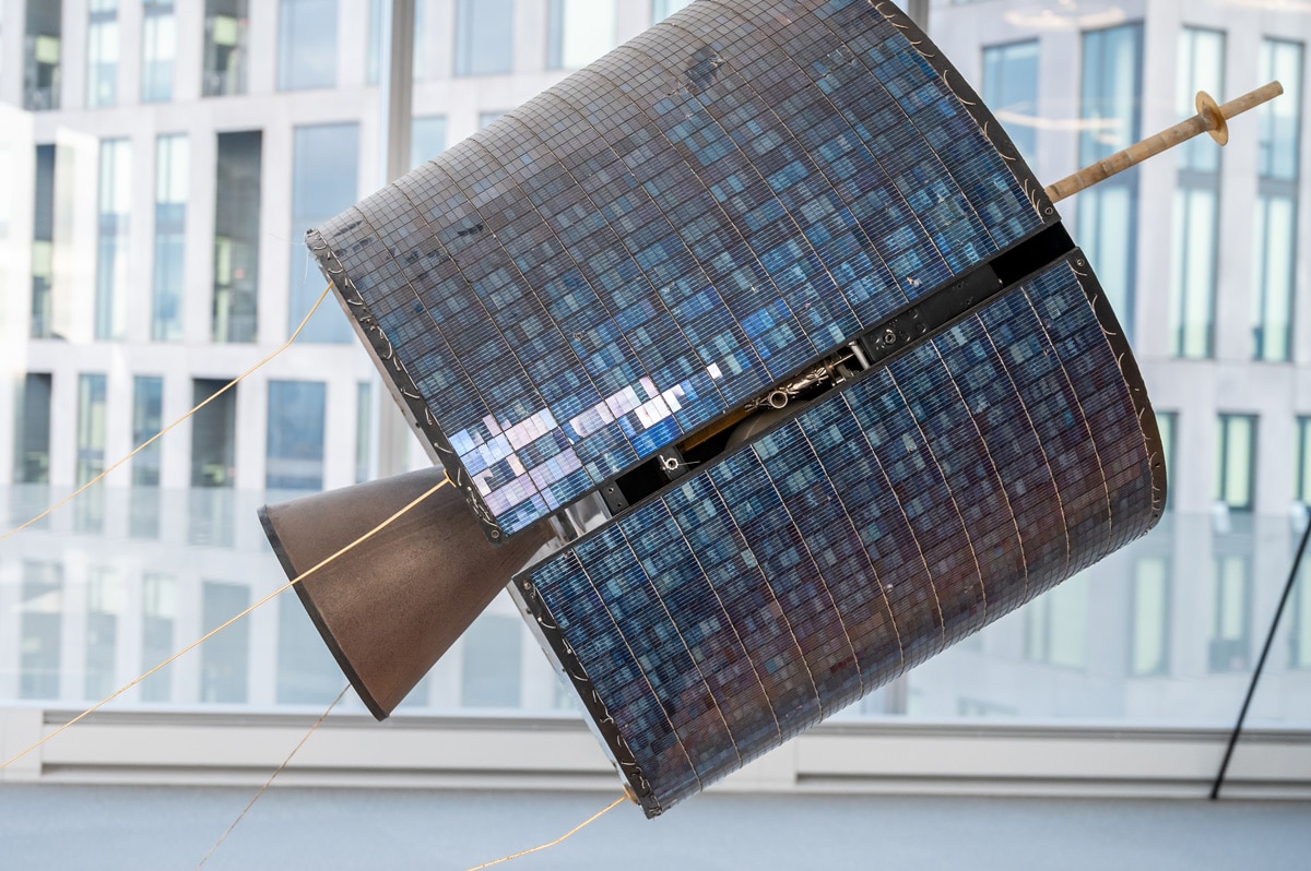 Intelsat 3844