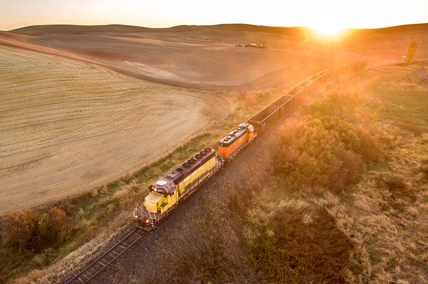 Kymeta train2 u8 web